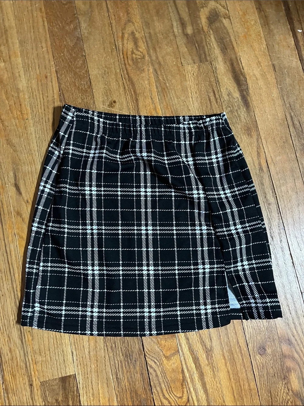 Black plaid skirt